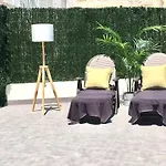 Holidays - Apto D Centrico Terraza Con Garaje Gratis