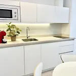 Holidays - Apto D Centrico Terraza Con Garaje Gratis Apartment Castro Urdiales