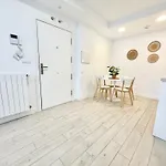 Holidays - Apto D Centrico Terraza Con Garaje Gratis Apartment Castro Urdiales
