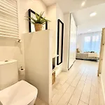 Holidays - Apto D Centrico Terraza Con Garaje Gratis *