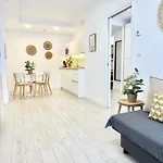 Holidays - Apto D Centrico Terraza Con Garaje Gratis Castro Urdiales