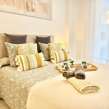 Holidays - Apto D Centrico Terraza Con Garaje Gratis Apartment