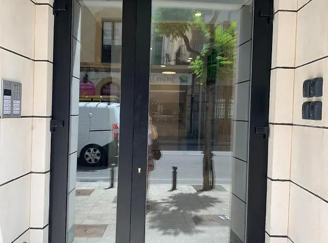 Holidays - Apto D Centrico Terraza Con Garaje Gratis Apartment *