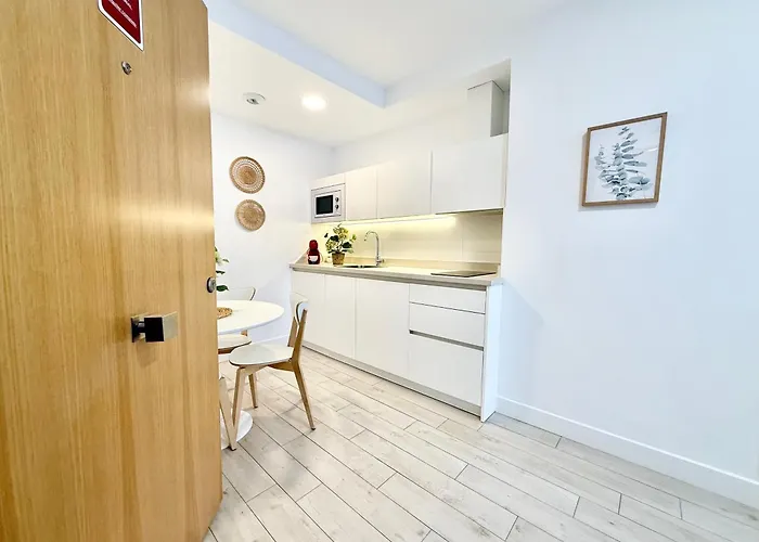 Holidays - Apto D Centrico Terraza Con Garaje Gratis Castro Urdiales