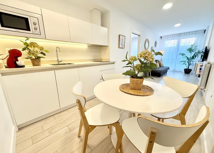 Holidays - Apto D Centrico Terraza Con Garaje Gratis *