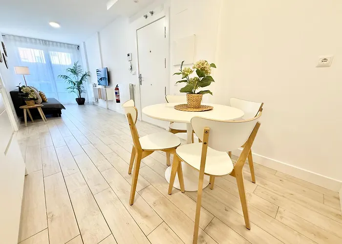 Apartment Holidays - Apto D Centrico Terraza Con Garaje Gratis *