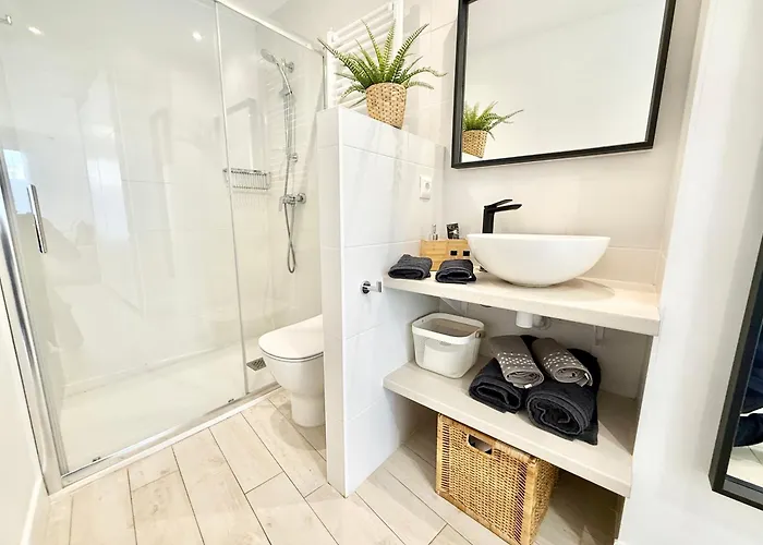 Holidays - Apto D Centrico Terraza Con Garaje Gratis Apartment *