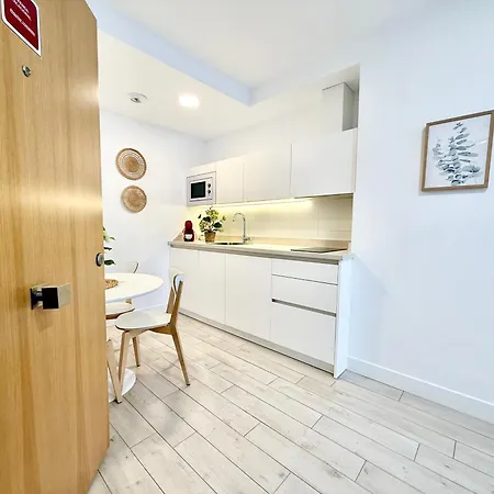 Holidays - Apto D Centrico Terraza Con Garaje Gratis Castro Urdiales